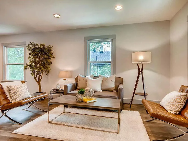 2528 Fenton St — Photo 8