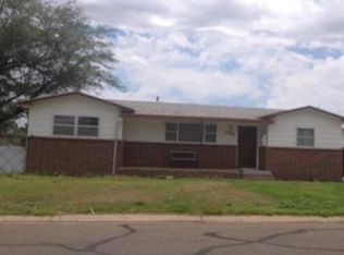 114 W Spruce St, Liberal, KS 67901