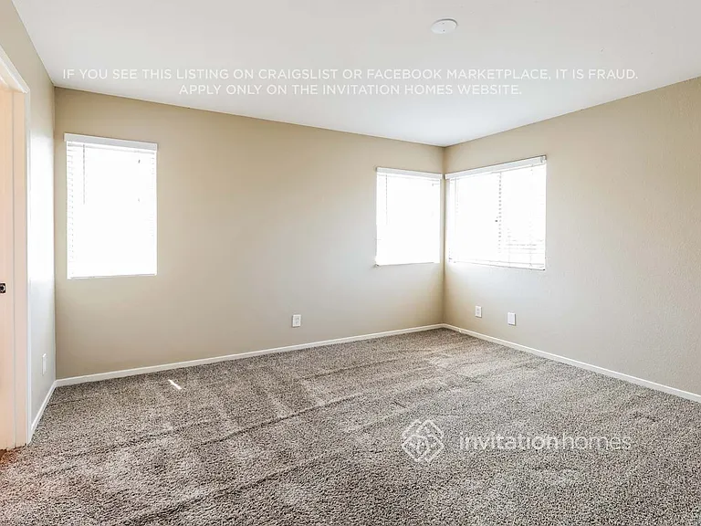 4421 Fall Ln — Photo 10