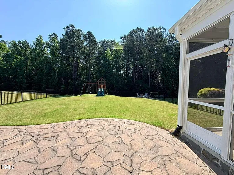 2525 Elm Grant Dr — Photo 33