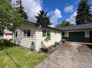 1543 Green Acres Rd, Eugene, OR 97408