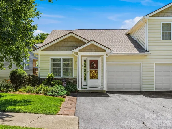 107 London Ct, Brevard, NC 28712
