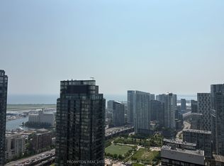 3 Concord Cityplace Way #4302, Toronto, ON M5V 3V4