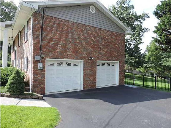 2nd image of 328 Larry Dr