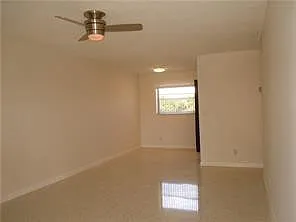 270 NE 40th St #26 — Photo 7