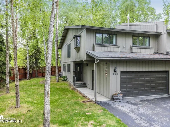 664 Highlander Cir, Anchorage, AK 99518
