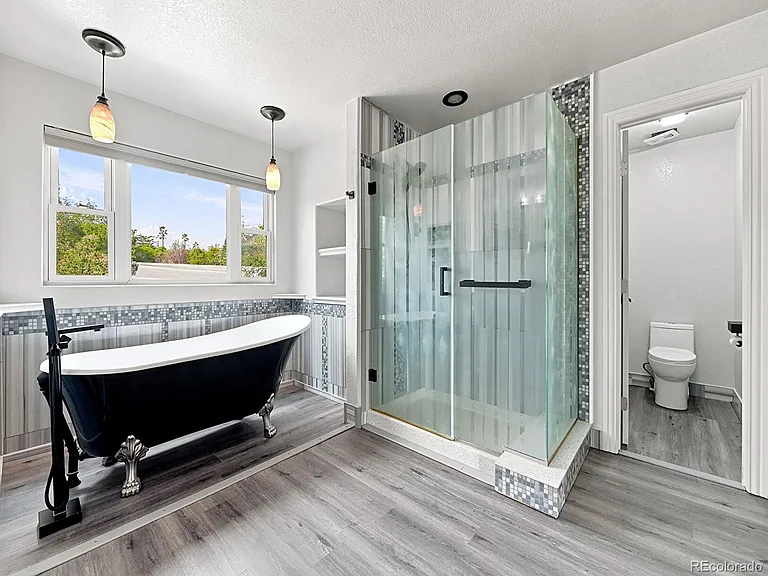 2530 Westward Dr — Photo 17