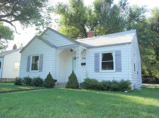 734 W 4th St, Junction City, KS 66441