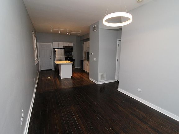 3rd image of 3732 N Ashland Ave APT 2F