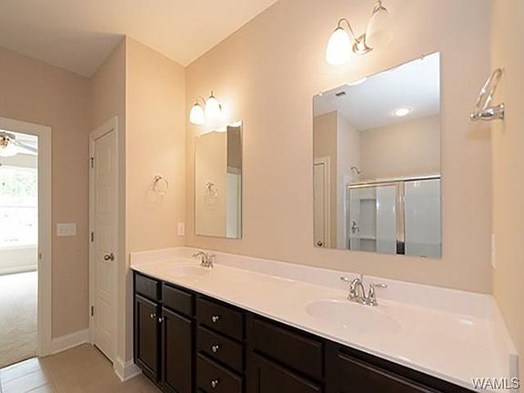 4th image of 8215 Meadowlake Village Dr #143