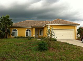 415 Bay Leaf Dr, Poinciana, FL 34758