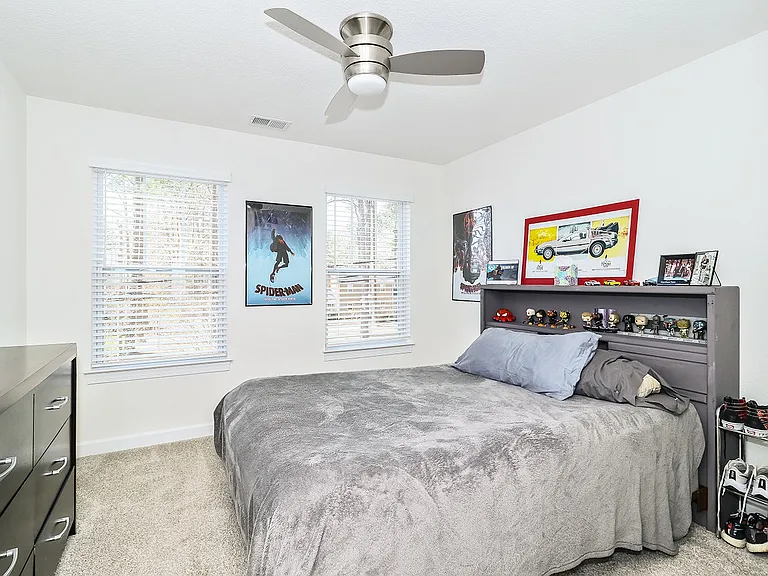 221 Wilson Dr — Photo 31
