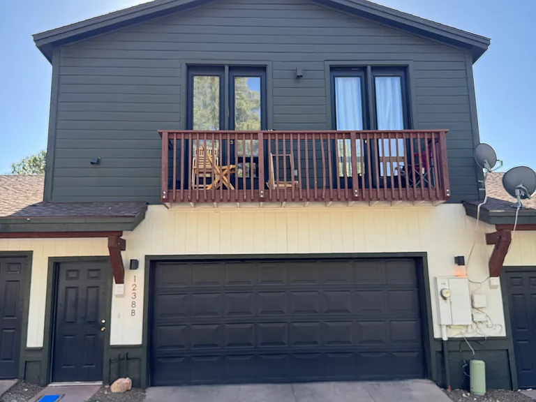 1238 E Jen Dr — Photo 3