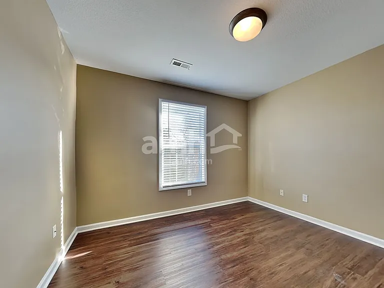 5716 Capeside Ln — Photo 15