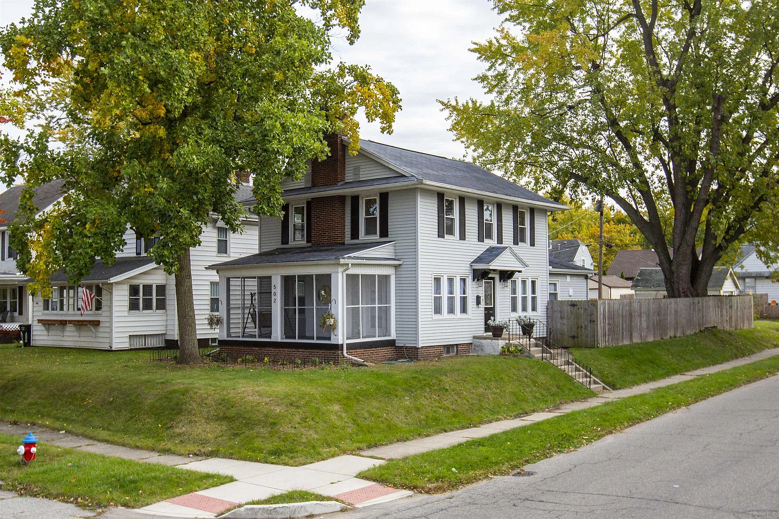 502 Altgeld St photo 1