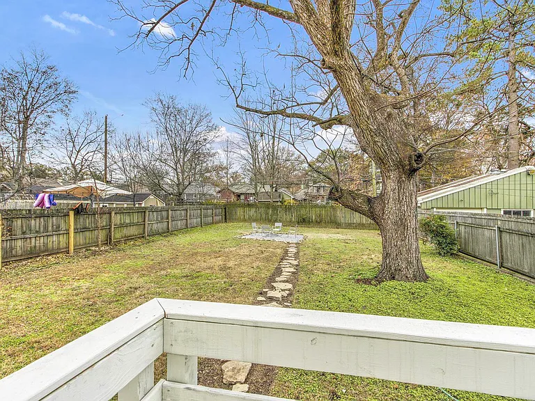 1855 Oliver Ave — Photo 37