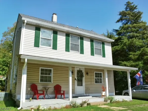 104 Oak Ridge Rd, West Milford Twp., NJ 07438