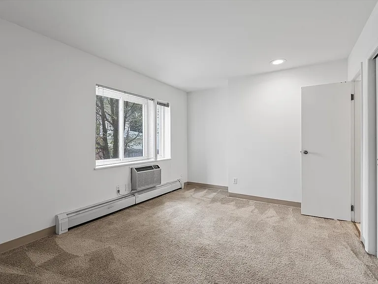 507 Shady Ave #A6 — Photo 6