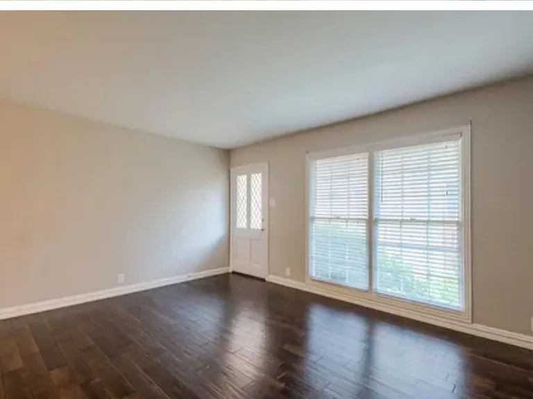 7830 Meadow Park Dr #109 — Photo 6