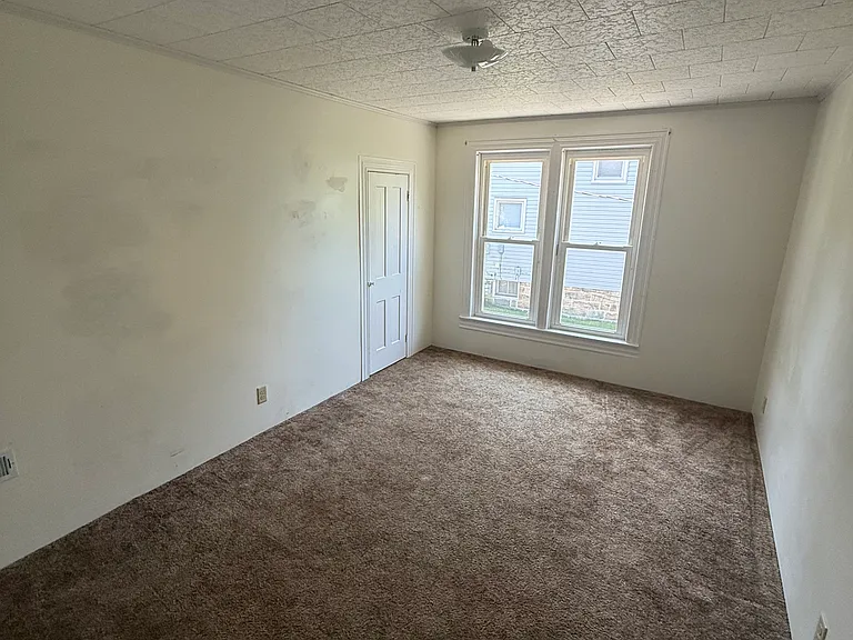 444 Pifer St — Photo 8