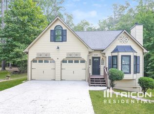 4047 Sharon Woods Dr, Powder Springs, GA 30127