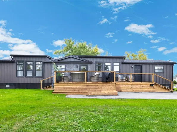 14 Dana Dr, Essex, ON N8M 1Y9