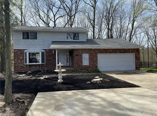 7296 Langerford Dr, Parma, OH 44129