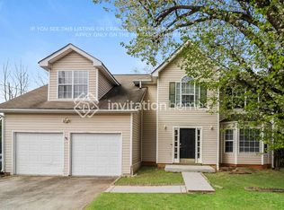221 Fox Run, Loganville, GA 30052