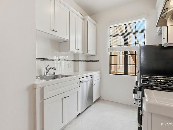 2nd image of 57 Hermann St #504