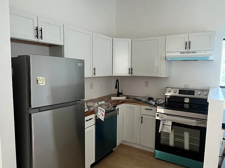 2824 Montgomery St #R — Photo 20