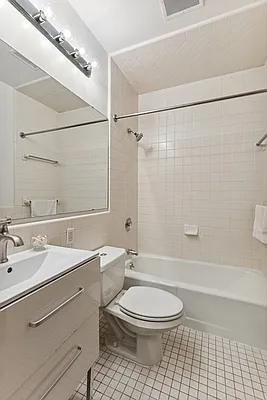 Rented by Corcoran | media 19