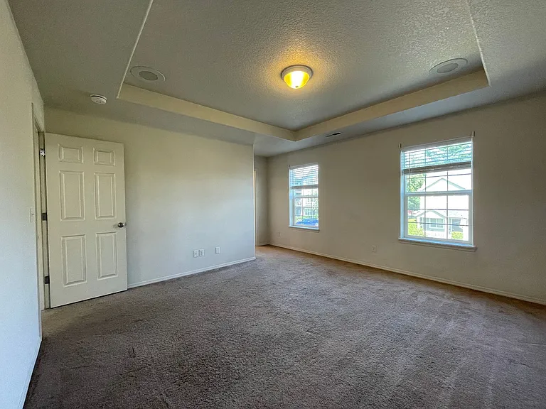 797 NE 63rd Ave — Photo 24