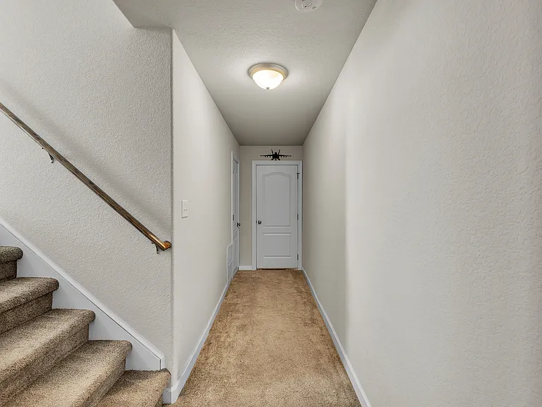 2226 E Berrie Cir — Photo 29