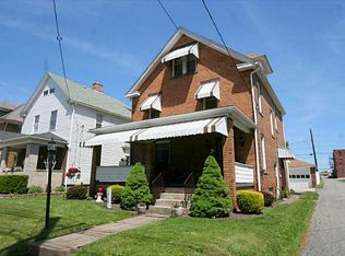 215 2nd St, Ellwood City, PA 16117