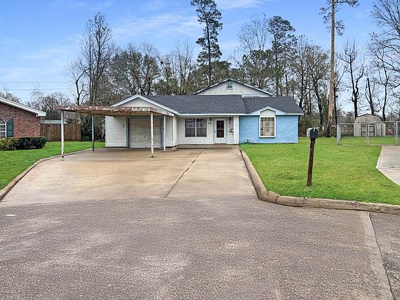 5th image of 3320 Roslyn Ct