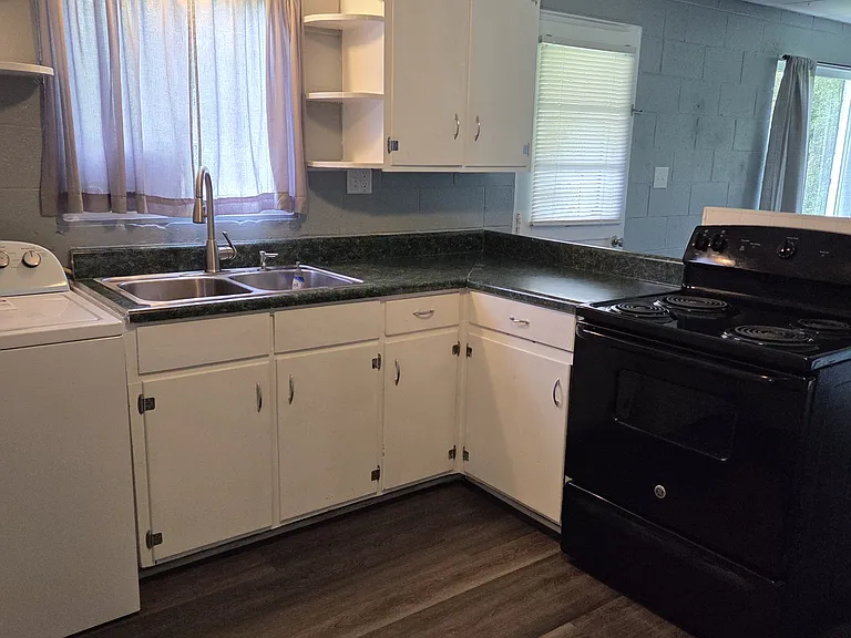 8412 Shilling St — Photo 4