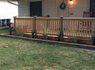 6960 Oakwood Rd, Parma Heights, OH 44130