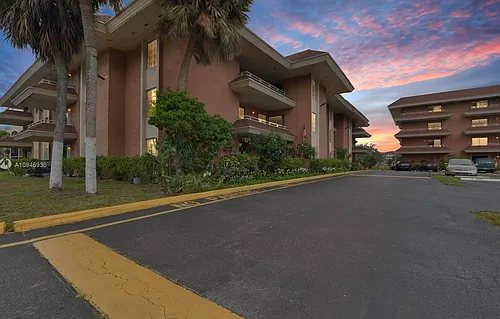 17530 NW 68th Ave Apt C2006, Hialeah, FL 33015 | HotPads