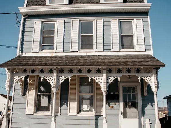 166 Nissley St APT 2, Middletown, PA 17057