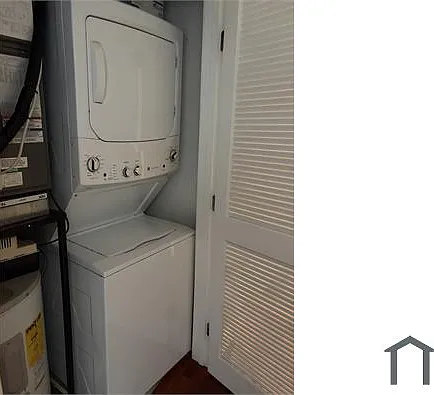 1 bed, $2,471 — Photo 4
