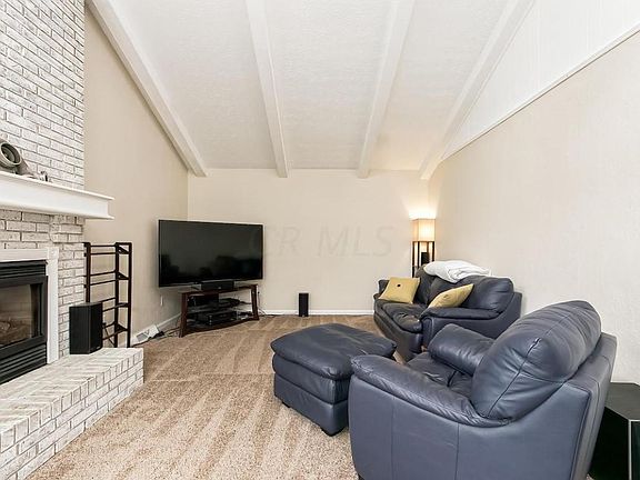 5th image of 272 Glenn Dr SW
