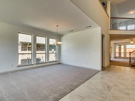 4th image of 903 Bainbridge Ln