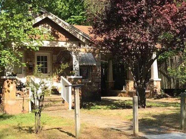 1512 S 11th St, Fort Smith, AR 72901