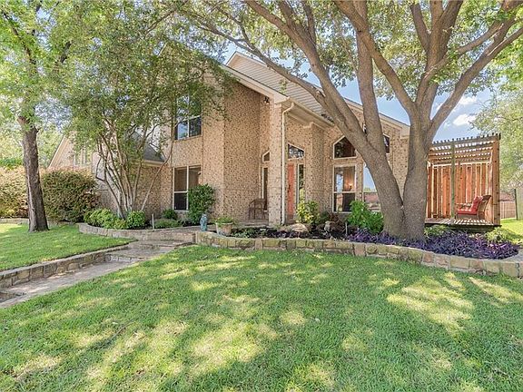 2nd image of 1223 Brittainy Ct