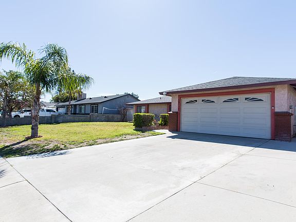 3rd image of 15417 Mallory Dr