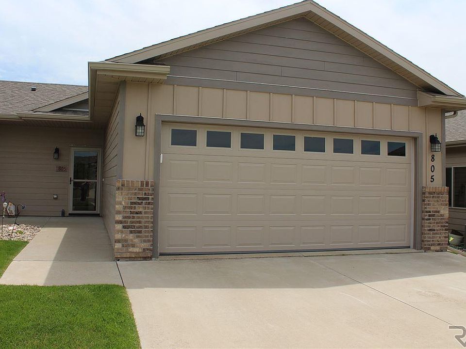 1st image of 805 E El Dorado Cir