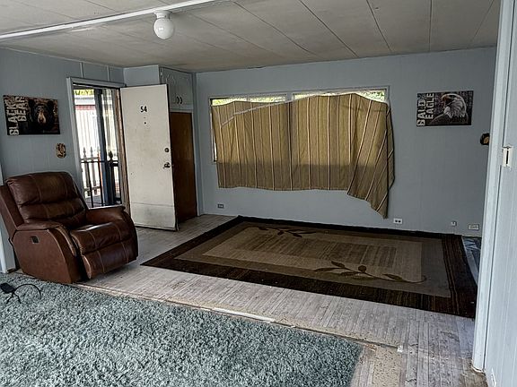 3rd image of 1000 N 8th St Space 54