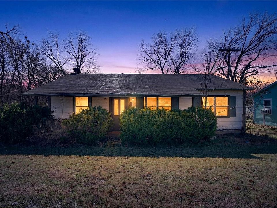 1st image of 2512 Bridge St