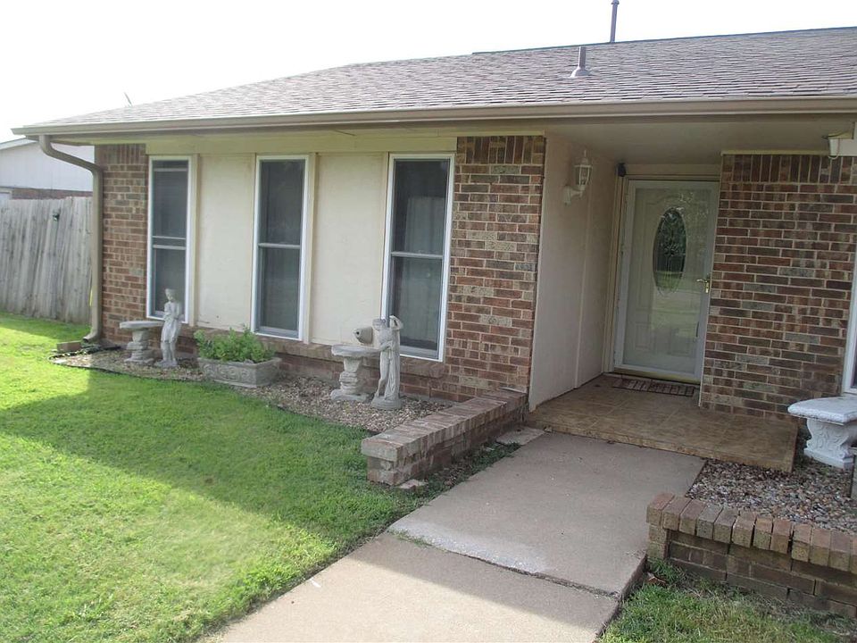 1st image of 7604 NW Taylor Ave