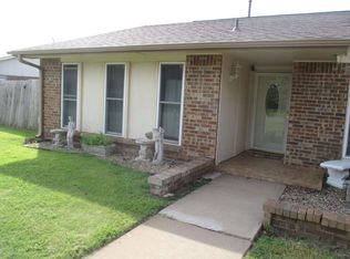 7604 NW Taylor Ave, Lawton, OK 73505